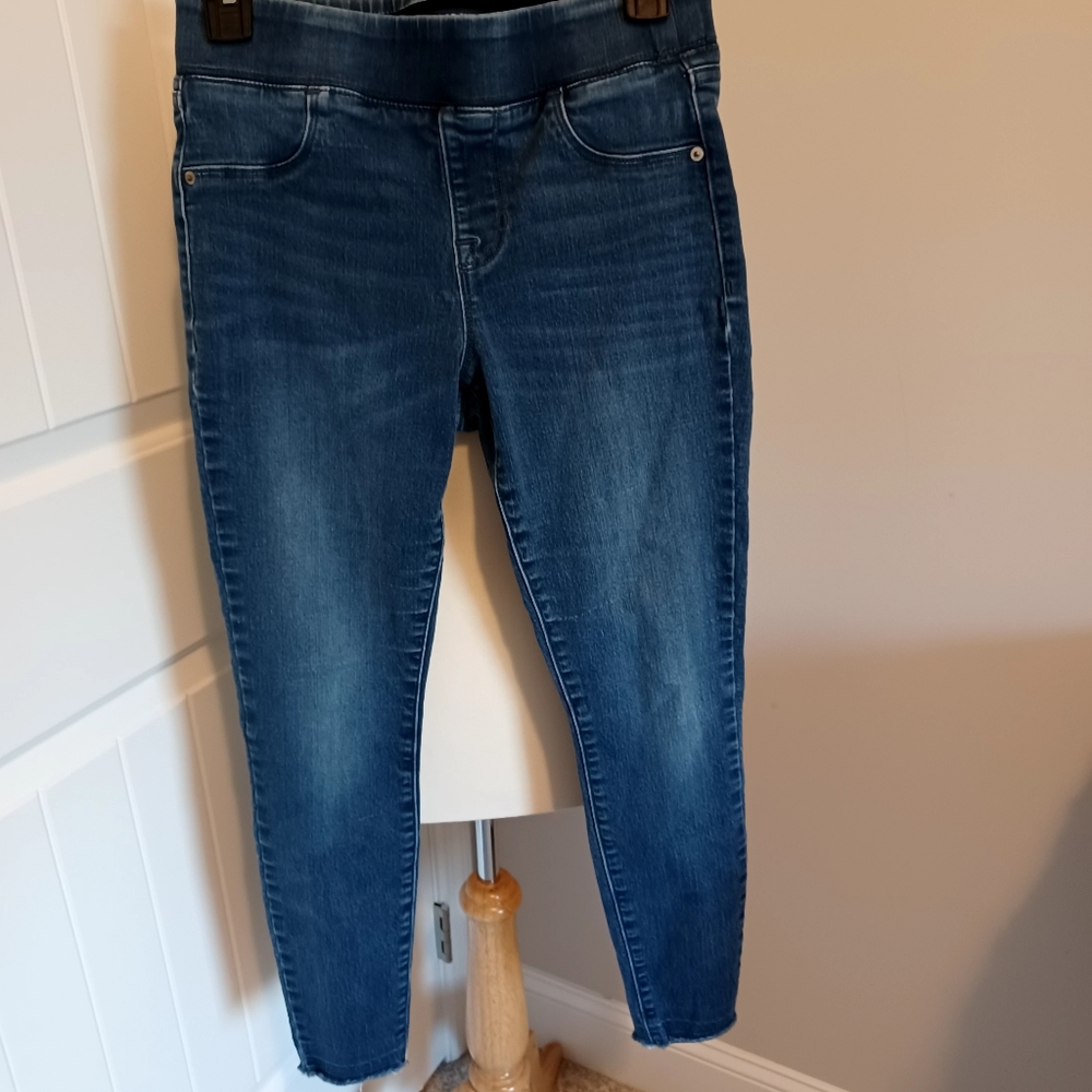 OLD NAVY ROCK STAR 360°HIGH WAISTED SUPER STRETCH PULL ON JEGGINGS. Sz 4
